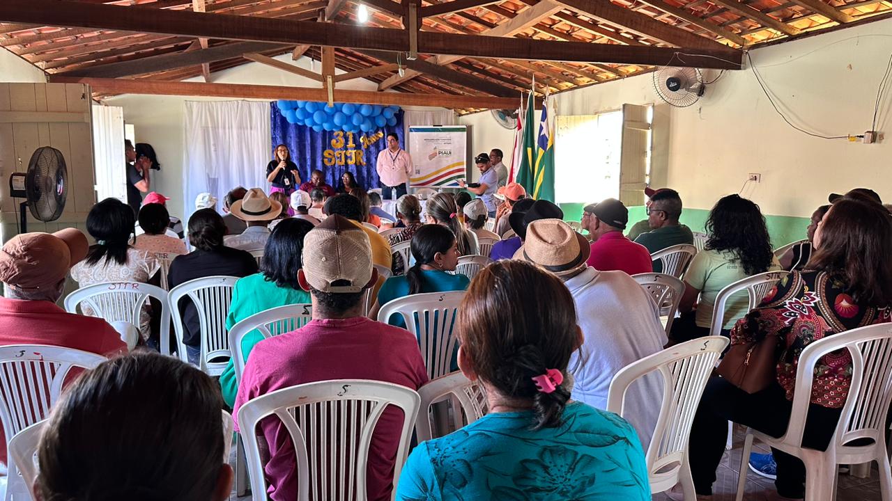 Interpi Entrega T Tulos De Terra Para Fam Lias Em Col Nia Do Piau