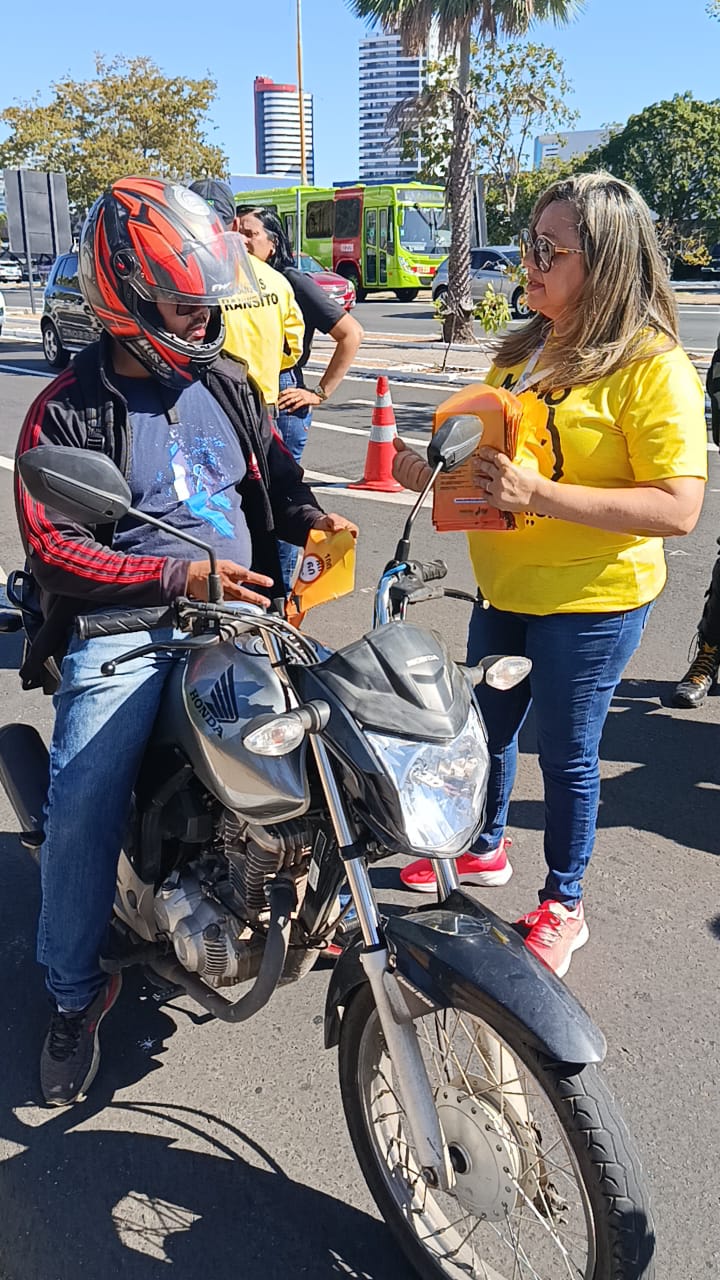 Detran-PI promove ação educativa para prevenir acidentes e salvar vidas